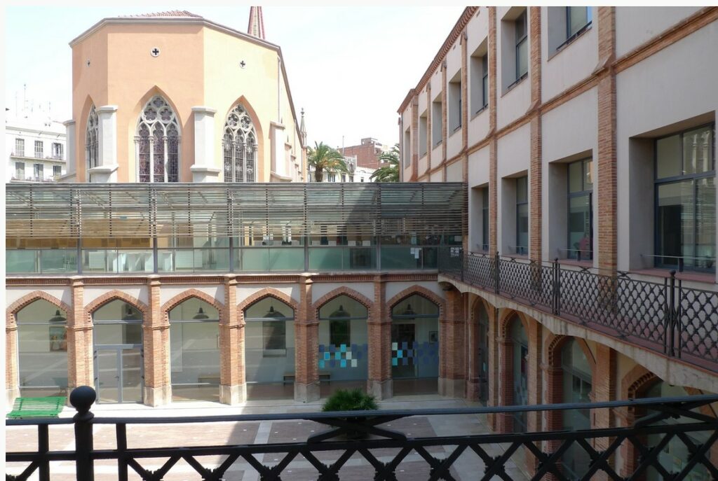 Col·legi Mare de Déu del Roser